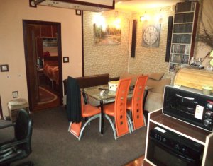 Appartement 4 chambres à vendre dans Floresti