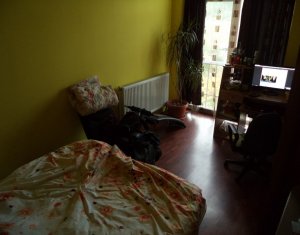 Appartement 4 chambres à vendre dans Floresti