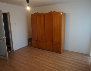 Ház 5 szobák eladó on Floresti