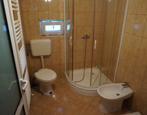 Ház 5 szobák eladó on Floresti