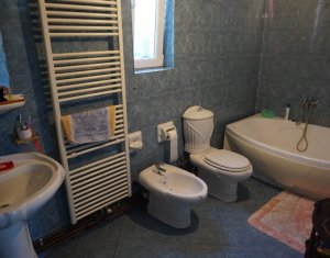 Ház 5 szobák eladó on Floresti