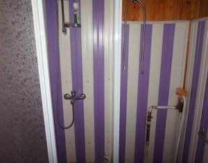 Nyaralók eladó on Tarnita