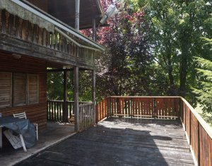 Nyaralók eladó on Tarnita