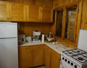 Nyaralók eladó on Tarnita