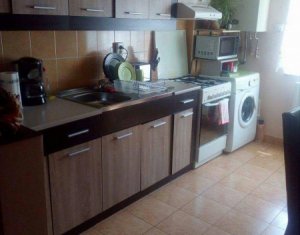 Lakás 2 szobák eladó on Floresti