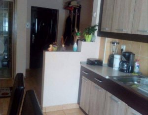 Lakás 2 szobák eladó on Floresti