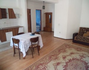 Lakás 2 szobák eladó on Floresti