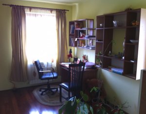 Ház 5 szobák eladó on Floresti