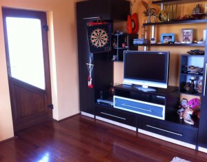 Ház 5 szobák eladó on Floresti