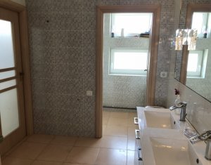 Ház 6 szobák eladó on Cluj-napoca