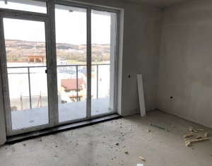 Lakás 2 szobák eladó on Floresti