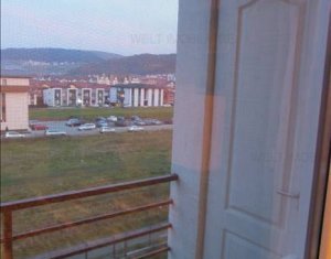 Lakás 4 szobák eladó on Cluj-napoca