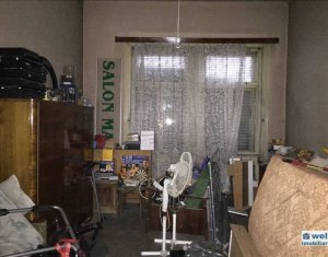 Appartement 4 chambres à vendre dans Cluj-napoca, zone Manastur