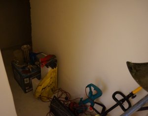 Ház 4 szobák eladó on Cluj-napoca