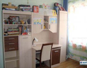 Lakás 5 szobák eladó on Cluj-napoca