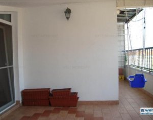 Lakás 5 szobák eladó on Cluj-napoca