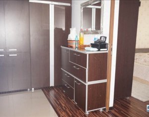 Lakás 3 szobák eladó on Cluj-napoca