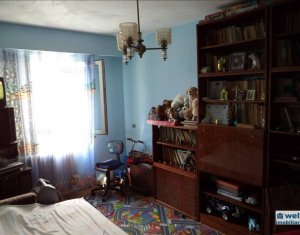 Appartement 3 chambres à vendre dans Cluj-napoca, zone Manastur