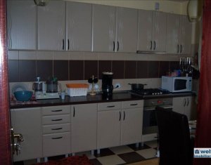 Ház 6 szobák eladó on Cluj-napoca