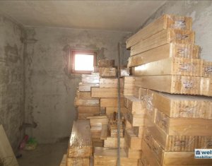 Ház 6 szobák eladó on Gilau