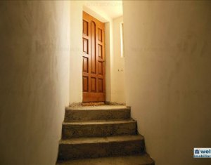 Ház 6 szobák eladó on Gilau