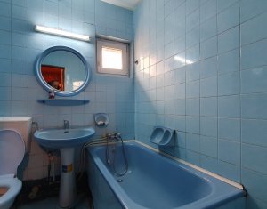 Appartement 3 chambres à louer dans Cluj-napoca, zone Marasti