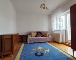 Appartement 3 chambres à louer dans Cluj-napoca, zone Marasti