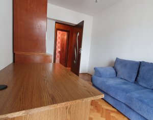 Appartement 3 chambres à louer dans Cluj-napoca, zone Marasti