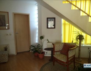 Maison 4 chambres à vendre dans Cluj-napoca