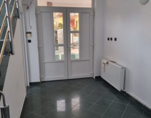 Maison 14 chambres à louer dans Cluj-napoca, zone Zorilor