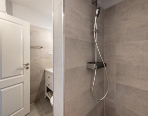 Appartement 4 chambres à vendre dans Cluj-napoca, zone Manastur