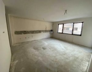 Appartement 3 chambres à vendre dans Floresti