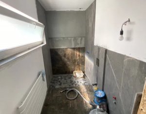 Maison 4 chambres à vendre dans Floresti