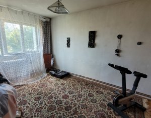 Appartement 4 chambres à vendre dans Cluj-napoca, zone Manastur