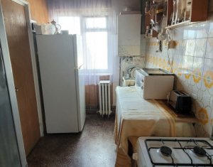 Appartement 4 chambres à vendre dans Cluj-napoca, zone Manastur