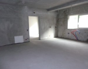 Lakás 11 szobák kiadó on Cluj-napoca, Zóna Gruia