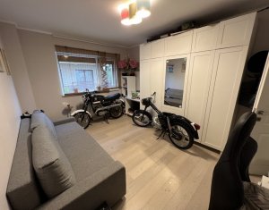 Appartement 3 chambres à vendre dans Cluj-napoca, zone Buna Ziua