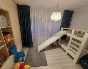 Maison 4 chambres à vendre dans Floresti