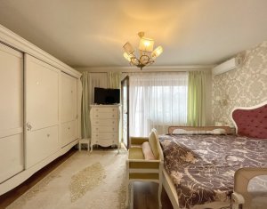 Ház 6 szobák eladó on Cluj-napoca, Zóna Andrei Muresanu