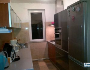 Appartement 4 chambres à vendre dans Cluj-napoca, zone Centru