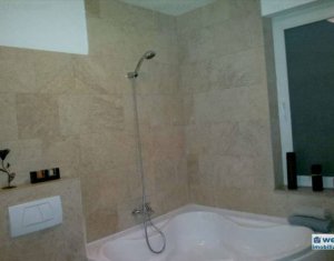 Appartement 4 chambres à vendre dans Cluj-napoca, zone Centru