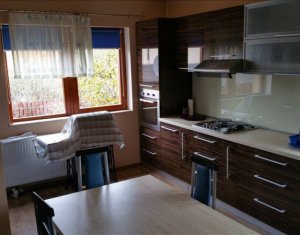 Maison 6 chambres à vendre dans Cluj-napoca, zone Andrei Muresanu