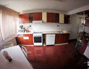 Ház 5 szobák eladó on Cluj-napoca, Zóna Centru