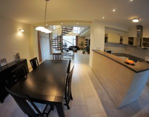 Ház 5 szobák eladó on Cluj-napoca, Zóna Centru