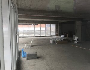 Spatiu in Gheorgheni, 160 mp, open space, S+P, vitrina 8 ml, 3 parcari