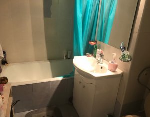 Lakás 4 szobák eladó on Cluj-napoca, Zóna Manastur