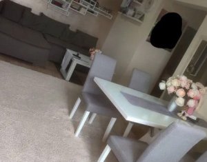 Appartement 3 chambres à vendre dans Floresti