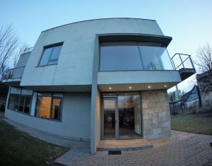 Maison 10 chambres à vendre dans Cluj-napoca, zone Centru