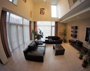 Maison 10 chambres à vendre dans Cluj-napoca, zone Centru