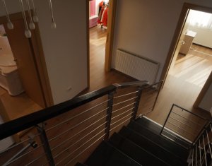 Maison 5 chambres à vendre dans Cluj-napoca, zone Andrei Muresanu